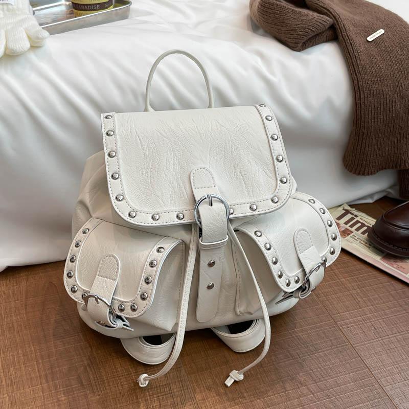 Studded Leather Backpack Women's Fashionable Vintage Style Bag with Adjustable Straps and Multiple Pockets