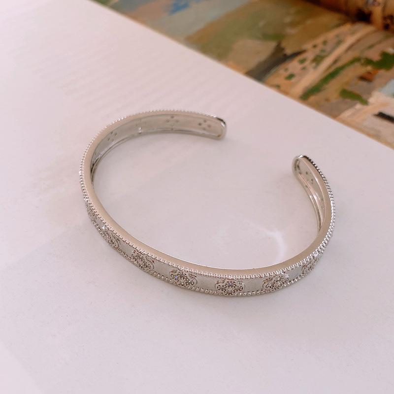 

Браслет-манжета с циркониевым цветком: Ювелирные изделия высокого класса, универсальные, легкой роскоши для женщин