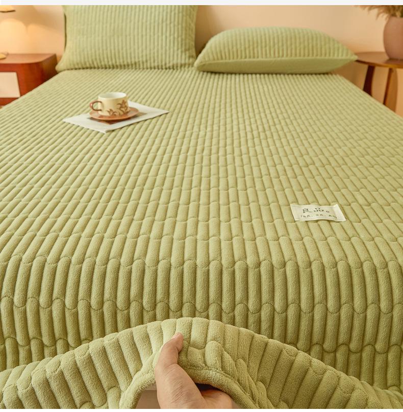 Class A Quilted Fleece Single Bed Cover – Thick, Non-Slip, Dustproof Tatami Bedding Cover