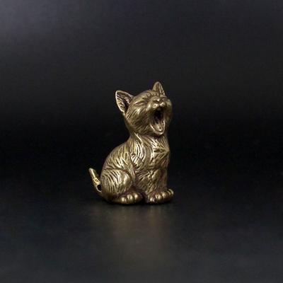 Cute Animal Figurines Retro Tea Pet Crafts Small Cat Metal Statue  Car