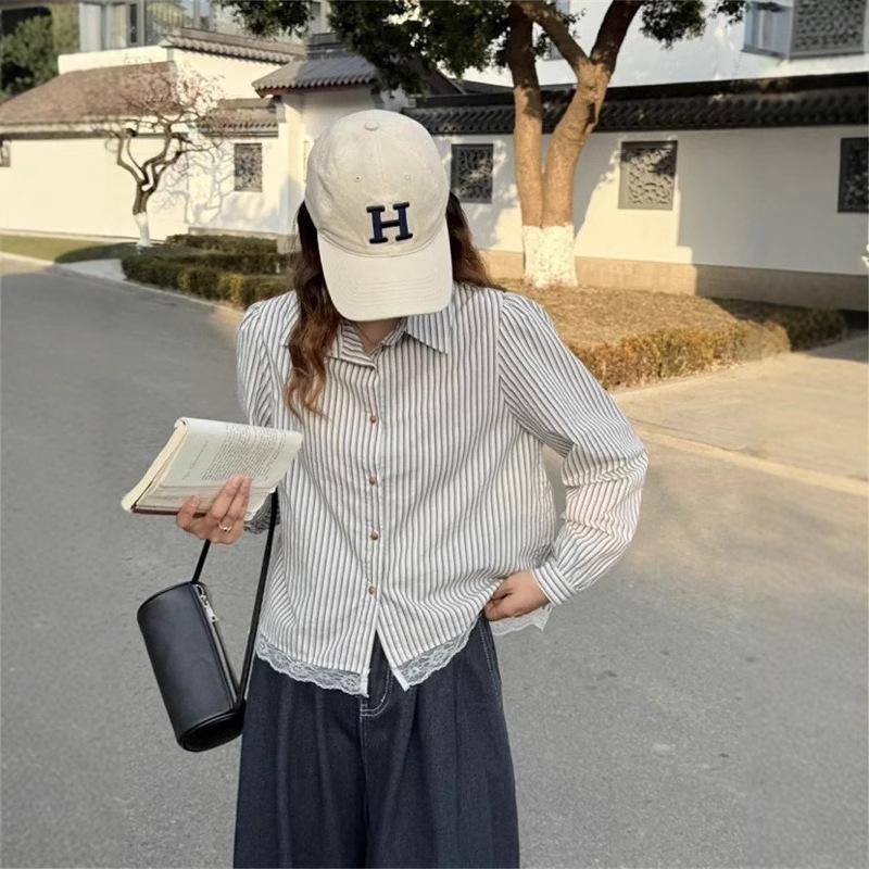 Bluză cu dungi și bordură din dantelă pentru femei, Primăvara 2025 - Stil coreean, Croială lejeră, High-End, Petite