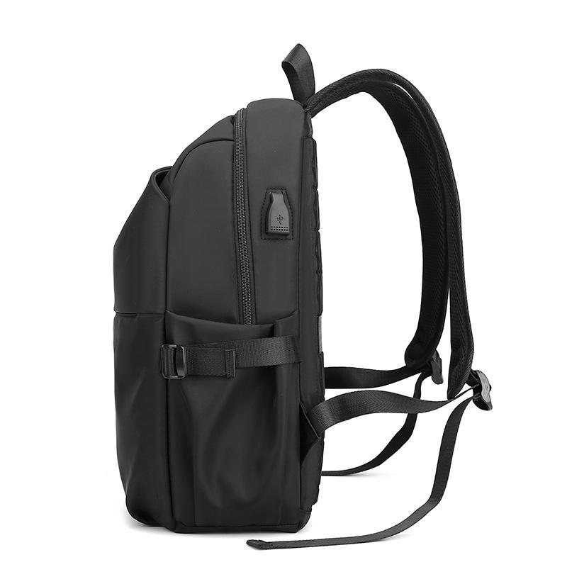 15.6-Inch Laptop Backpack for Men and Women – Sturdy, Casual, Student-Friendly Design