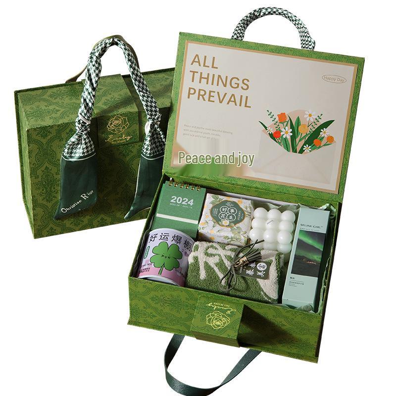 Compact Souvenir Gift Set: Perfect for New Year Parties, Group Events, Customer Appreciation, or Birthdays