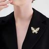Schmetterlingsbrosche, Hochwertiger Damenanzug, Luxuriös und Exquisit, Broschen-Accessoire, Eleganter Design-Sinn, Nischen-High-End-Brosche