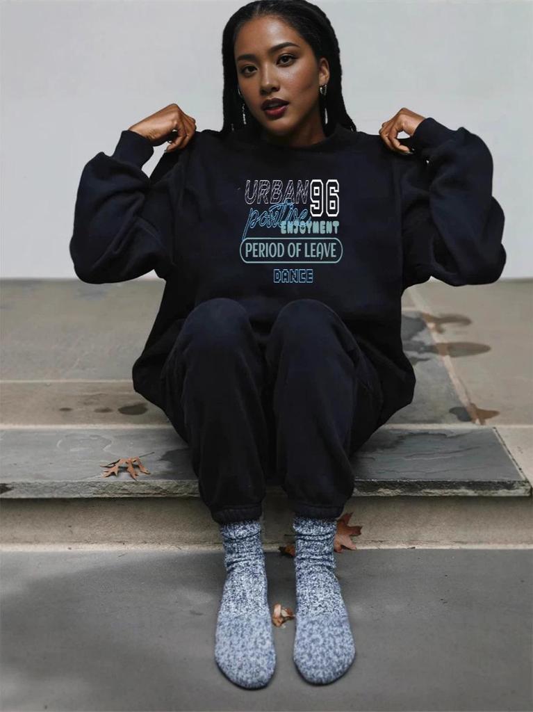European-Style Women's Loose Casual Hoodie: Autumn Mid-High Neck, Versatile & Comfortable.
