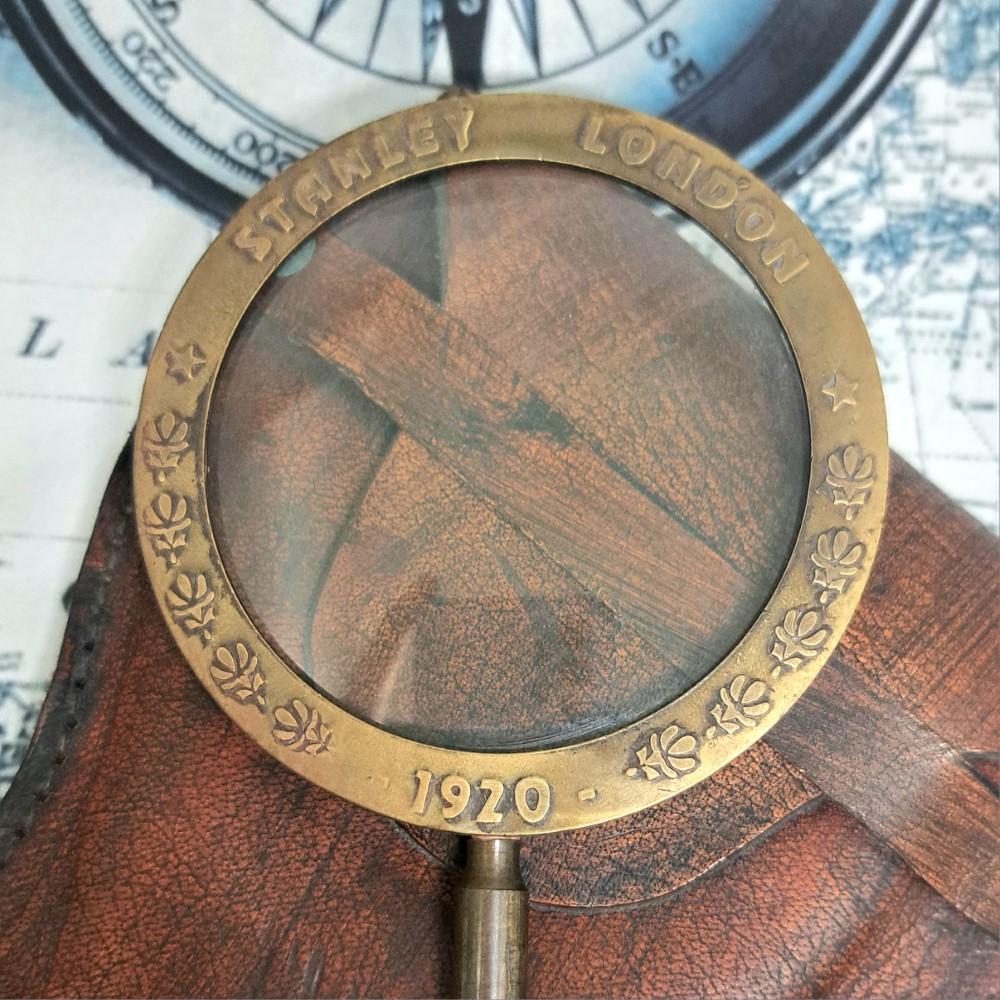 Vintage-Style Brass Magnifying Glass with Leather Case – 7 Cm Handheld Optical Magnifier for Reading and Collectibles