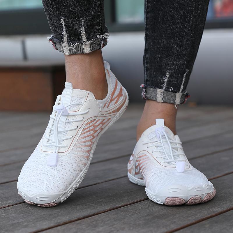 Shoes for Man Anti Slip Breathable Beach Shoes Lightweight Comfortable Quick Drying Water Shoes  Fashionable Men Aqua Shoes