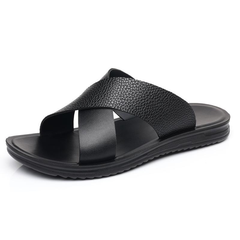 

Men s slippers summer new non-slip soft-soled breathable one-word beach shoes trendy versatile outer sandals men 44 чорний