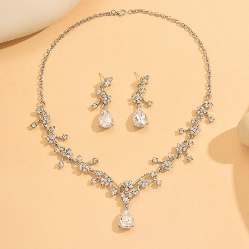 Elegantes Florales Kristall Halskette Ohrring Set Damen Vergoldete Legierung Schmuck Hochzeitsparty Abendkleid