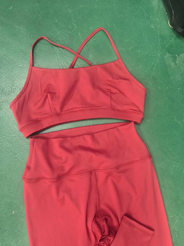 Alo Sexy Back Strap Sports Bra - Moisture-Wicking, Bare Feel Yoga Fitness Tank Top