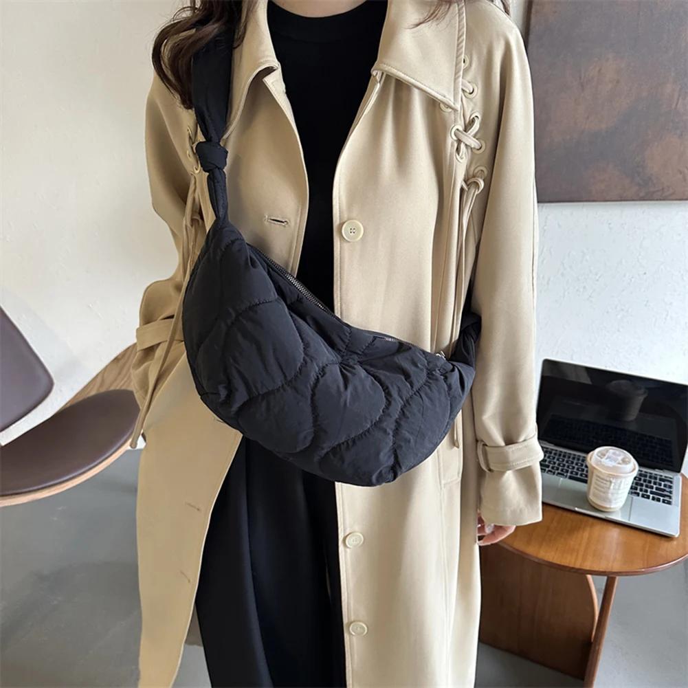 Female Puffer Shoulder Bag Trendy Soft Down Cotton Underarm Bag with Zipper Quilted Simple Crossbody Bag Solid Color Lightweight