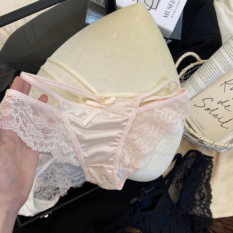 Lady Summer Sexy Pure Desire Lace Satin Close Skin Comfortable Low Waist Triangle Briefs