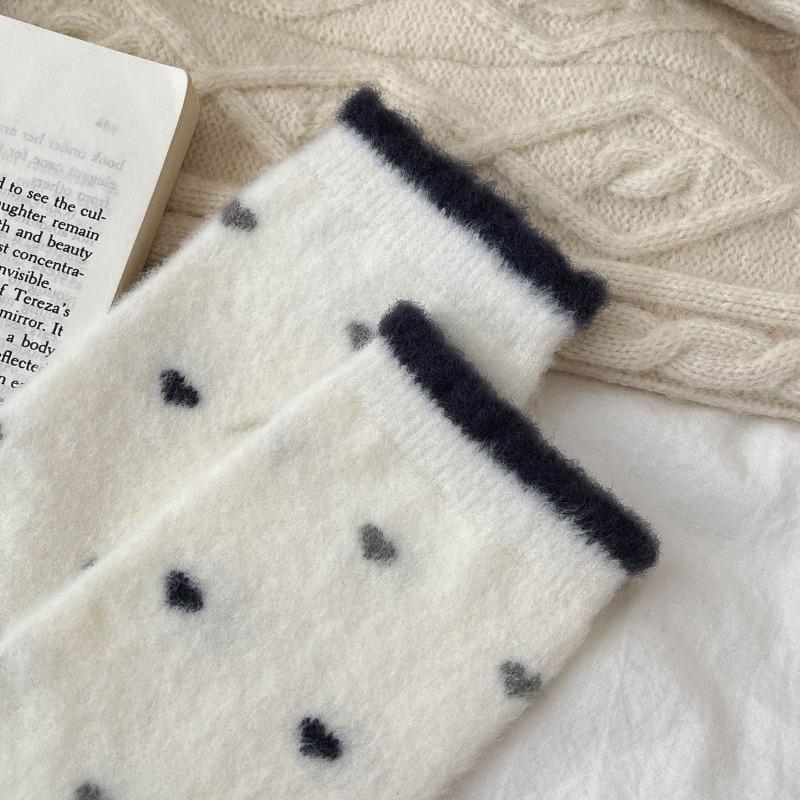 5 pairs Women Navy Bear Australian Velvet Mid Calf Socks Autumn Winter Fleece Thick Warm Heart Lace Trim Indoor Floor Socks Cozy Home Thermal Hosiery