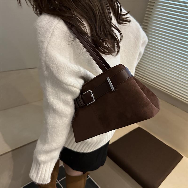 Yogodlns Fashionable Retro Large Capacity Simple Women's Shoulder Underarm Bag for Commuting And Work Casual Style Handbag