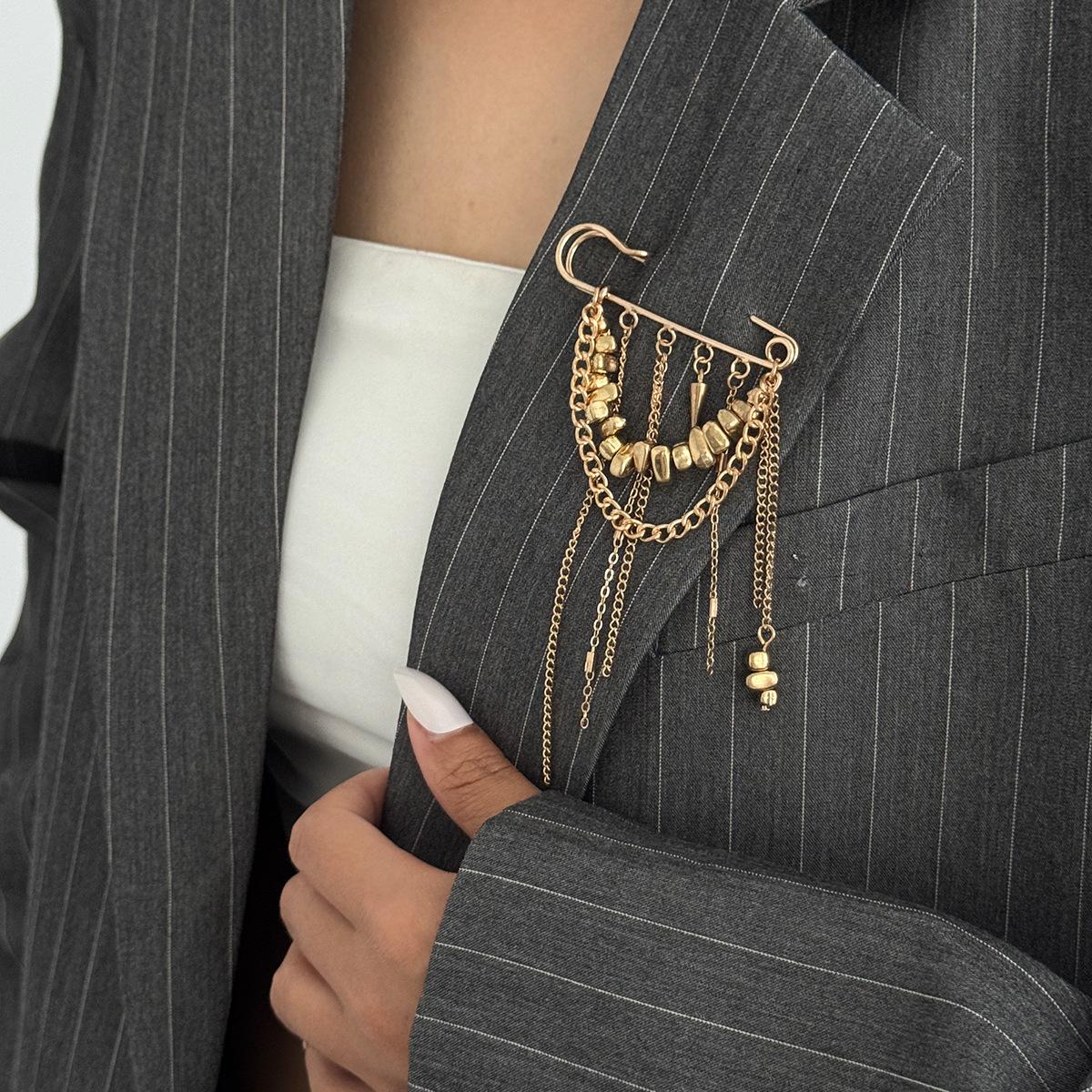 

2025 Multi-Functional Chain Tassel Brooches for Women Handmade Beaded Chain Pin Fixator Trouser Leg Simple Clothes Accessory