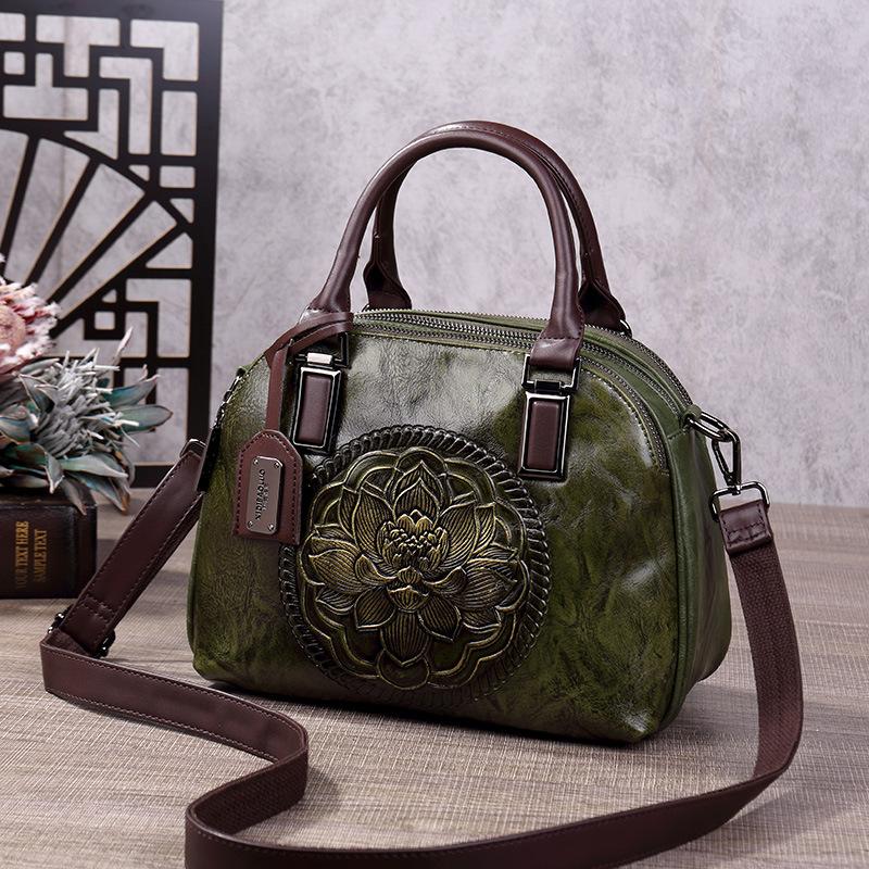 Vintage Chinese Style Shoulder Crossbody Bags for Women Embossing Print Tote Bags Large Capacity Multi-Pocket Soft Handbags
