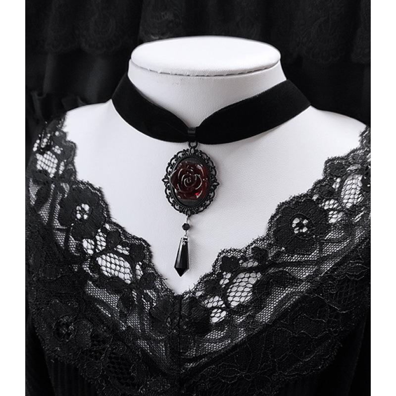 Gothic Dark Rose Choker Necklace for Halloween