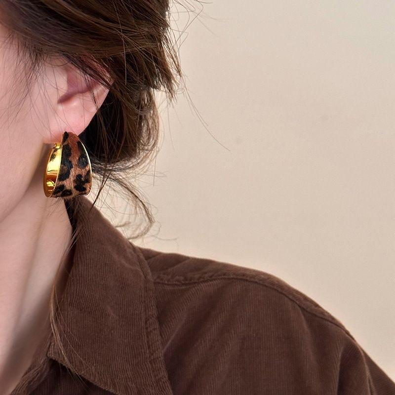 Fashion Sexy Leopard Geometric Circle Studs Earrings Women's Autumn Winter Accessories Personalization Jewerly Party Gift