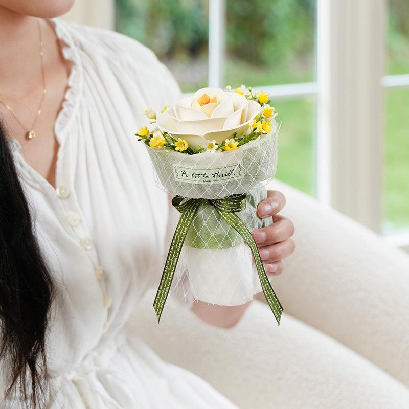 Robotime ROKR DIY Bouquet White Camellia 3D Puzzle Models DIY Flowers for Girlfriend Valentine's Day Gift AF011