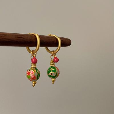 Retro Hofstil Bemalte Lotus Ohrbügel Damen Leichter Luxus Hoher Sinn Schlichte Persönlichkeit Mode Vielseitige Ohrringe