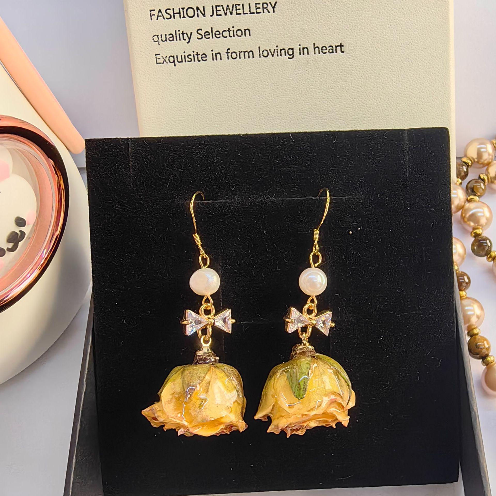 

Серьги Niche Design с сушеным розовым цирконием: Осенние ретро-цветочные украшения ручной работы для женщин