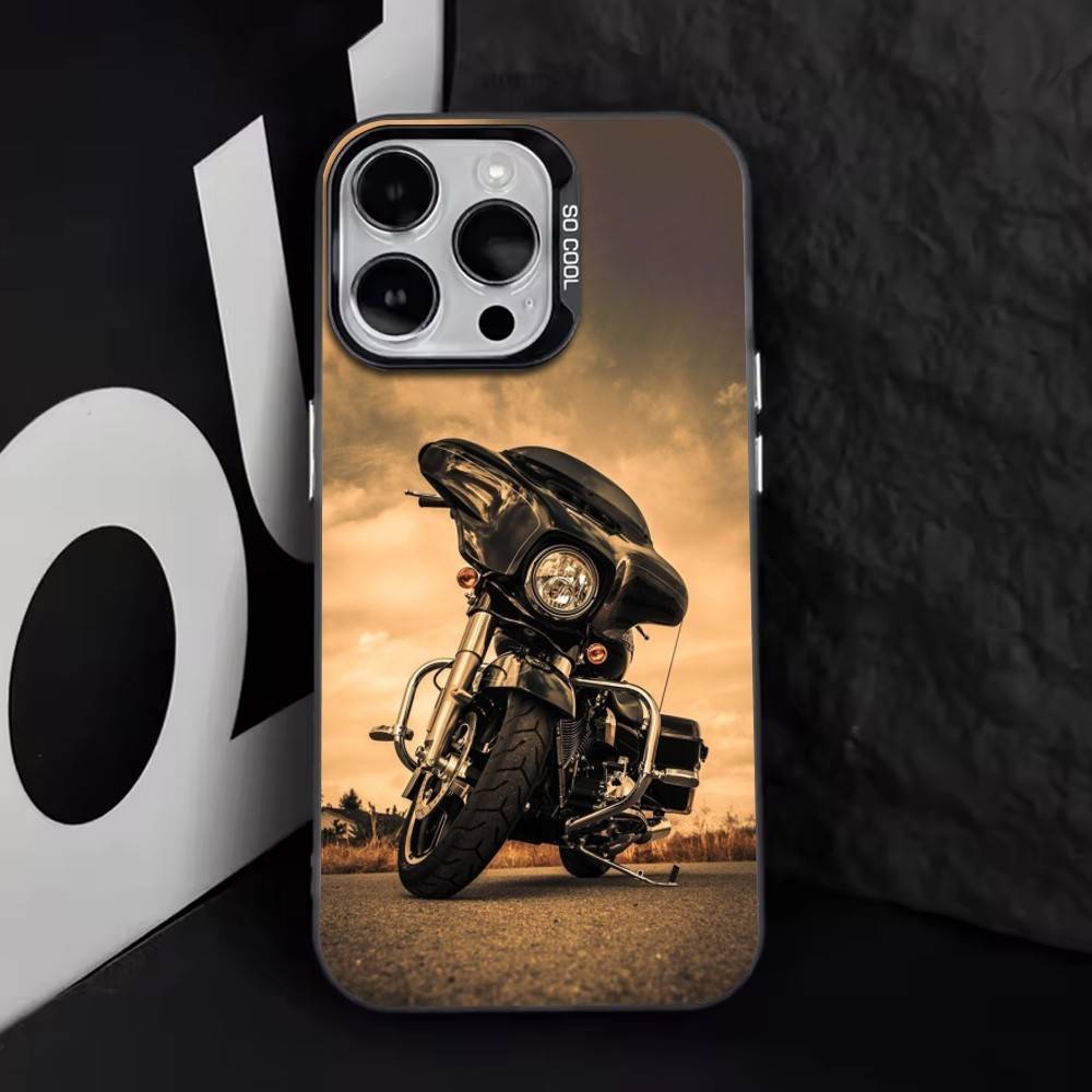 Street Glide   Phone Case For iPhone 17,16,15,14,13,12,11 Plus,Pro Max,XS,Colorful Silver Black Cover