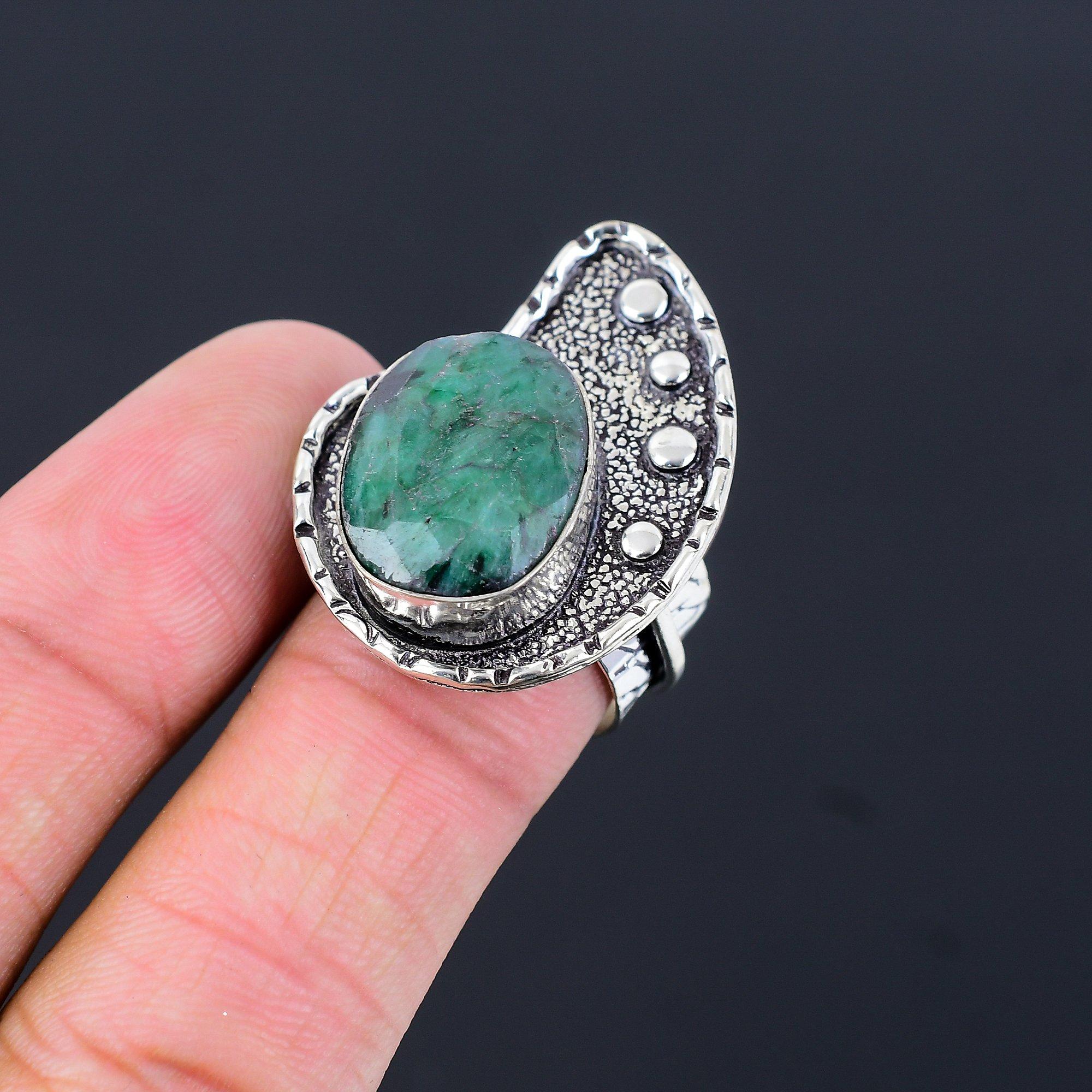 

Oval Zambian Emerald Stone Solitaire Wedding Ring Jewelry Sterling Silver US 8.5 8.5