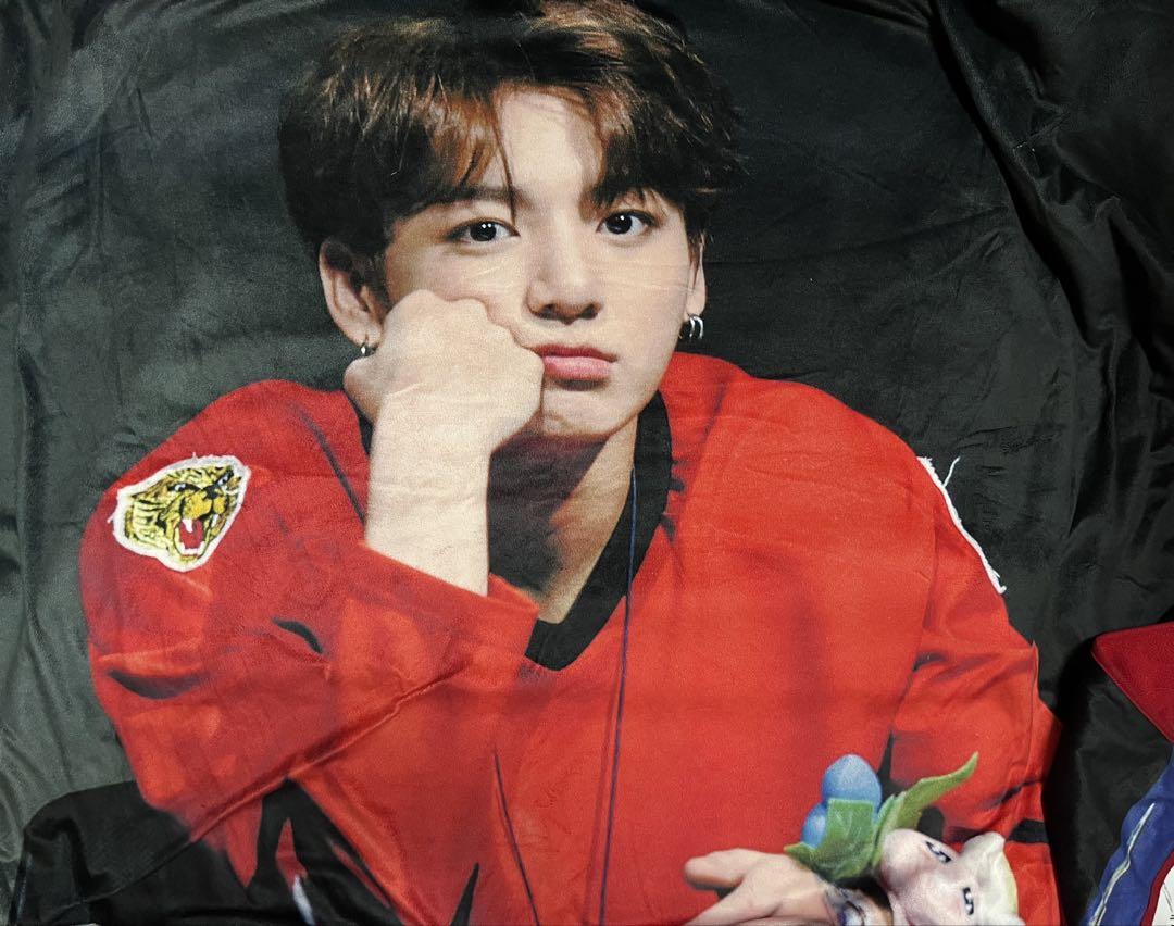 

[Б/У] BTS Чонгук Большой плед Мастерним