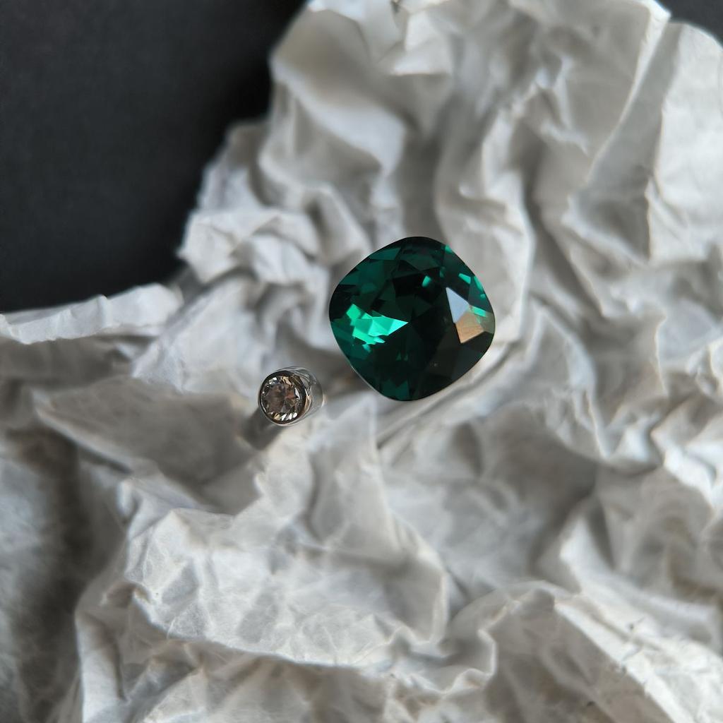 Silver Ring with Cubic Zirconia, Product Weight 4.9 G (60002215)