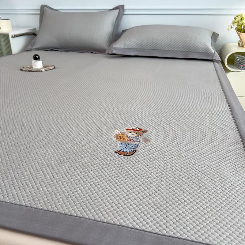 Washable Ice Silk Cooling Bed Mat