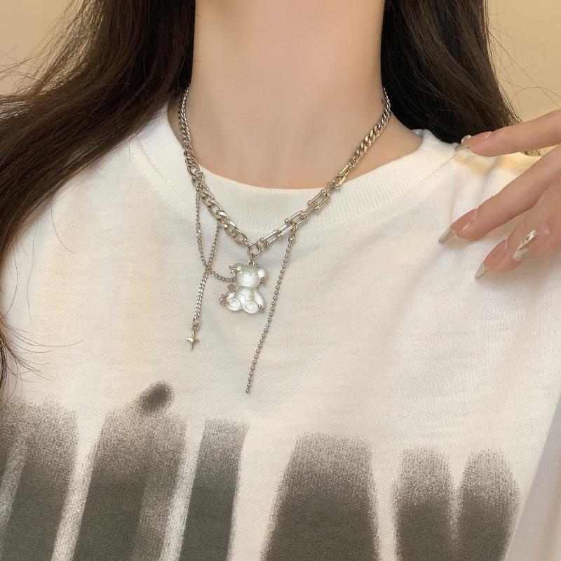 Premium Transparent Jelly Bear Mango Star Necklace Female Niche Design Sweet And Spicy Pendant Sweater Chain Tide