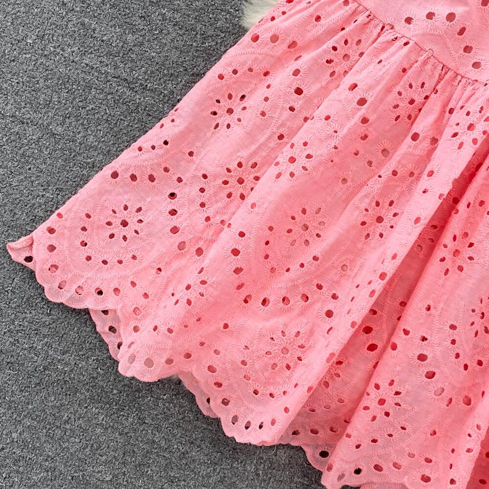 Summer Small Fresh Age-reducing Sweet Bubble Short-sleeved V-neck Hollow Embroidery Waist Tie Slim Dress Women