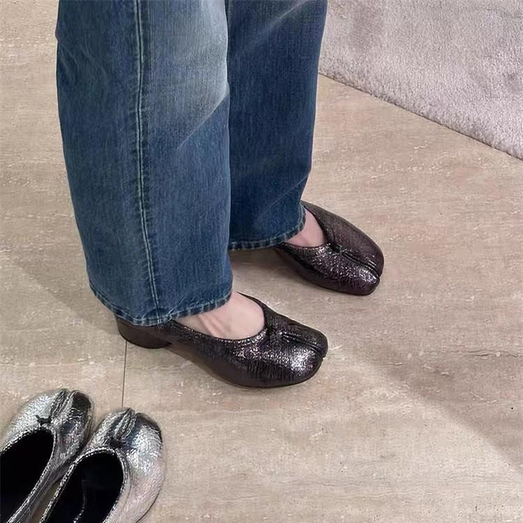 Fashion Broken Mirror Cracked Silver Fashion Split Toe Shoes Women's Mid-heel Pig's Trotter Single Shoes Spring and Autumn 2025