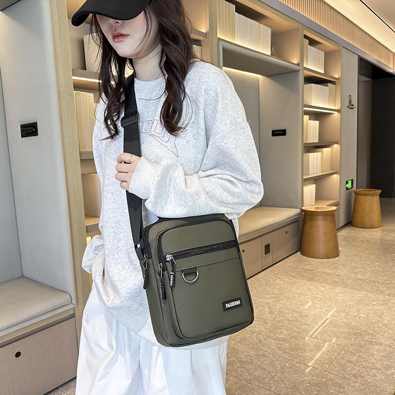 Pánska crossbody taška s veľkou kapacitou - Módna taška cez rameno s viacerými vreckami pre prácu a každodenné použitie