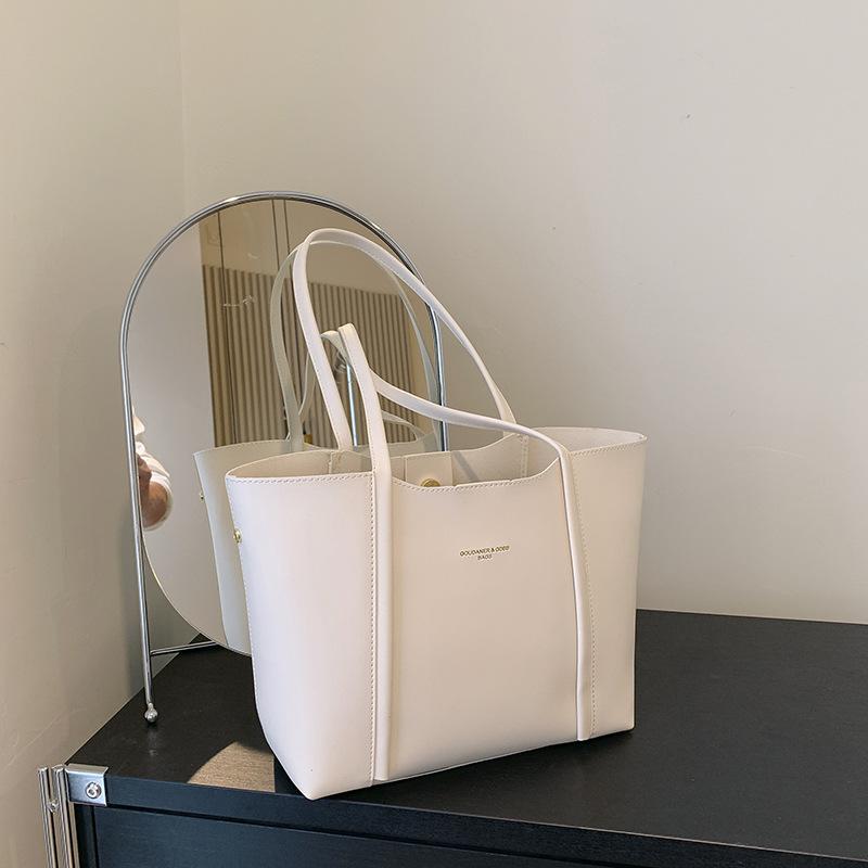 

Retro small bag women s 2025 autumn and winter new trendy fashion single shoulder foreign style simple texture messenger tote bag 1683 покинуть белый