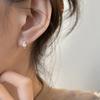 Pearl Earrings Female Light Luxury Personality Versatile Senior Sense Ear Buckle Simple To Raise The Ear Hole Fashion Earrings
