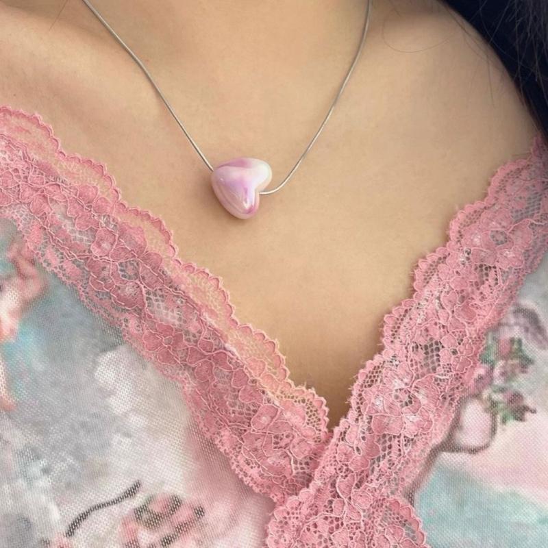 Korea Titanstahl Liebeskette 2023 Weiblich Nische Kalter Wind Schlangenkette Stern Farbverlauf Herz Schlüsselbeinkette