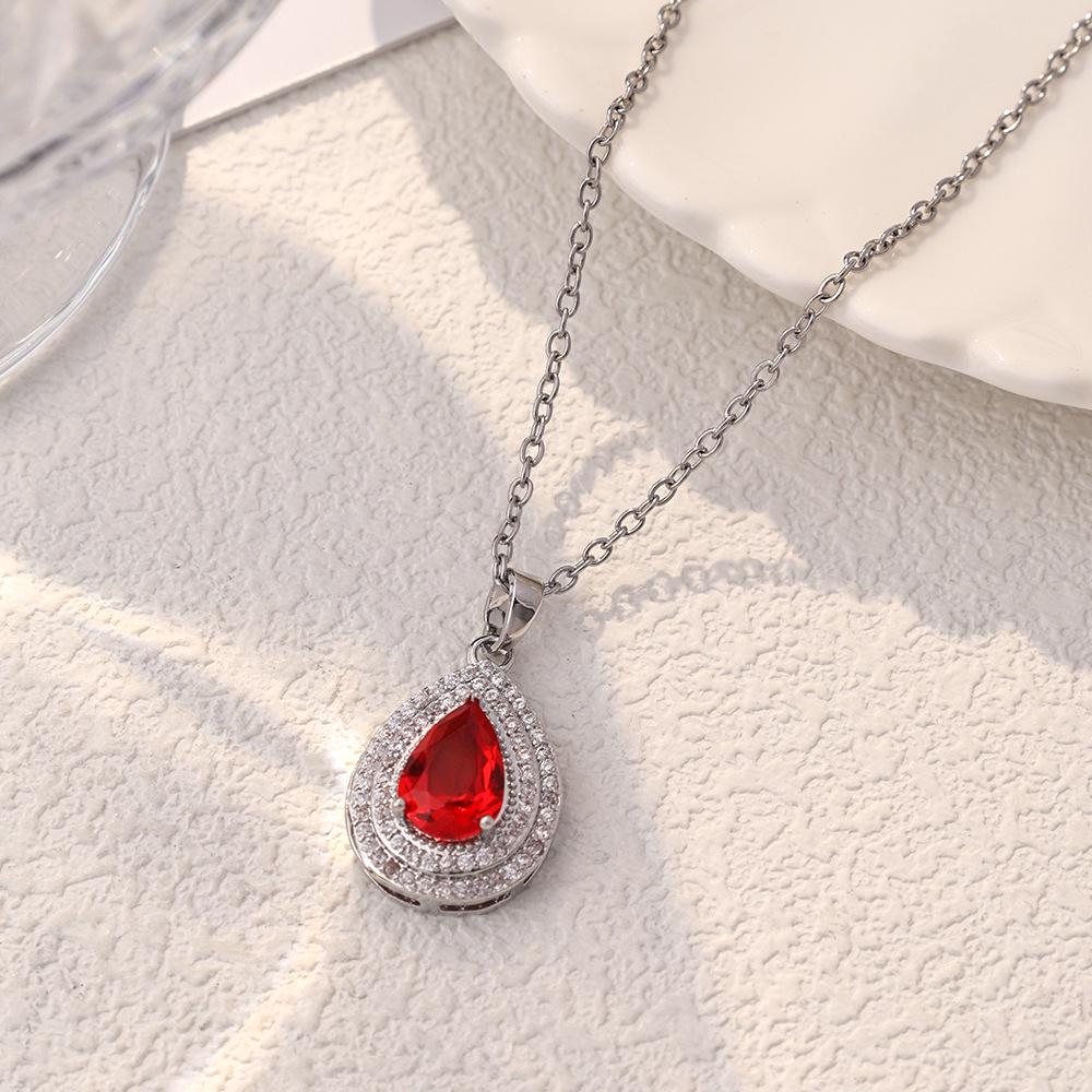 Women's Luxury Titanium Steel Pendant Clavicle & Long Sweater Necklace - Niche Design