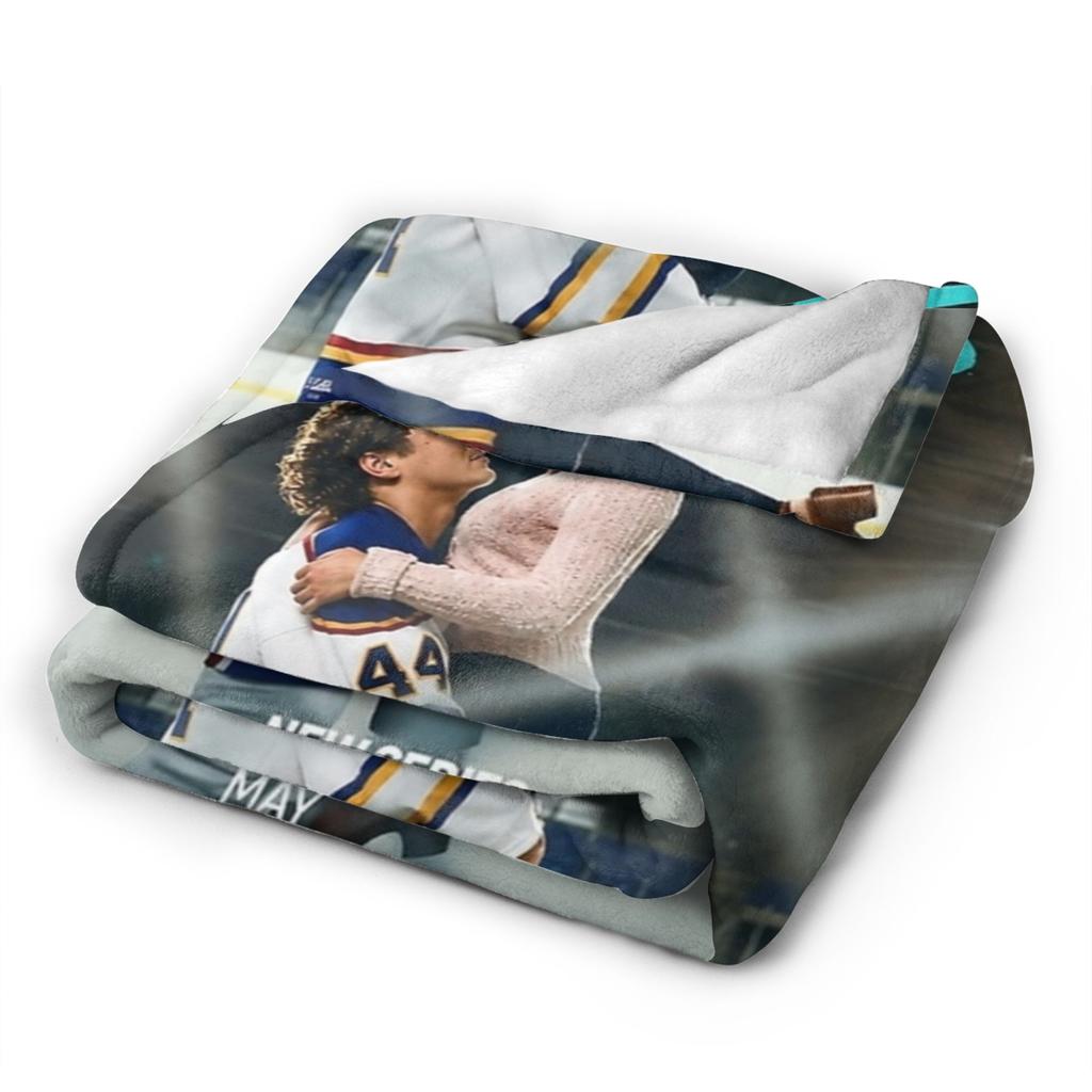 Off Campus Hannah and Garrett  Knitted Blankets  Flannel Throw Blanket Summer Air Conditioning Decoration Soft Warm Bedsprea,