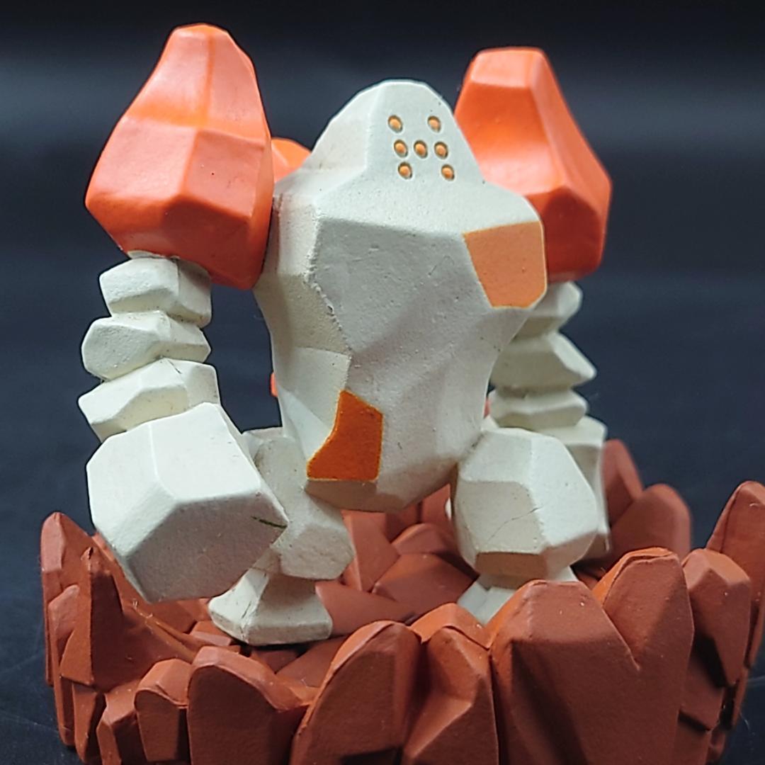 

[USED] Tommy 3D Pokemon Encyclopedia Regirock Figure