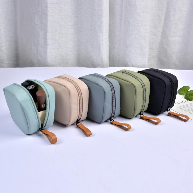 Portable Travel Makeup Bag With Nylon Material Compact Organizer For Cosmetics And Toiletry Storage