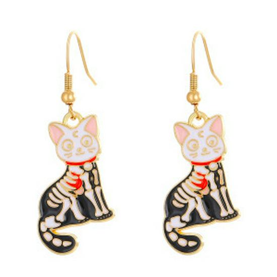 

Heart Cat Stud Earrings: European & American Fashion, Cute High-End Jewelry for Women