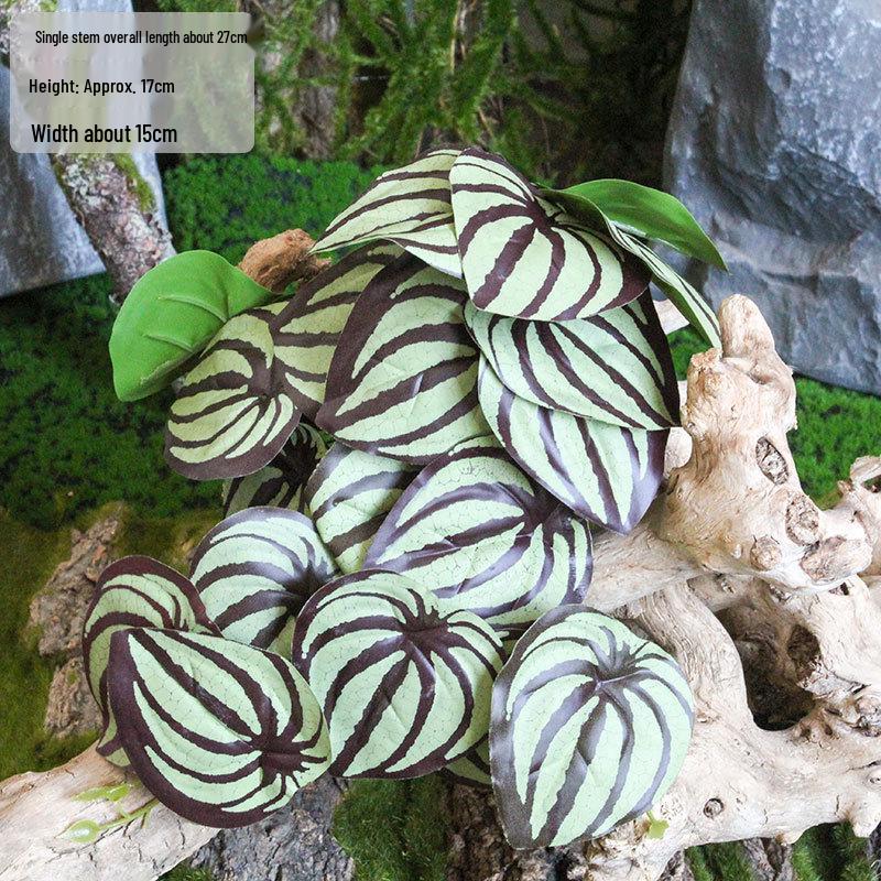 Forest Style Artificial Tree Stump with Moss Bark - Kindergarten and Country Style Decorative Ornament, Perfect for Landscaping or Inserting Flowers.
