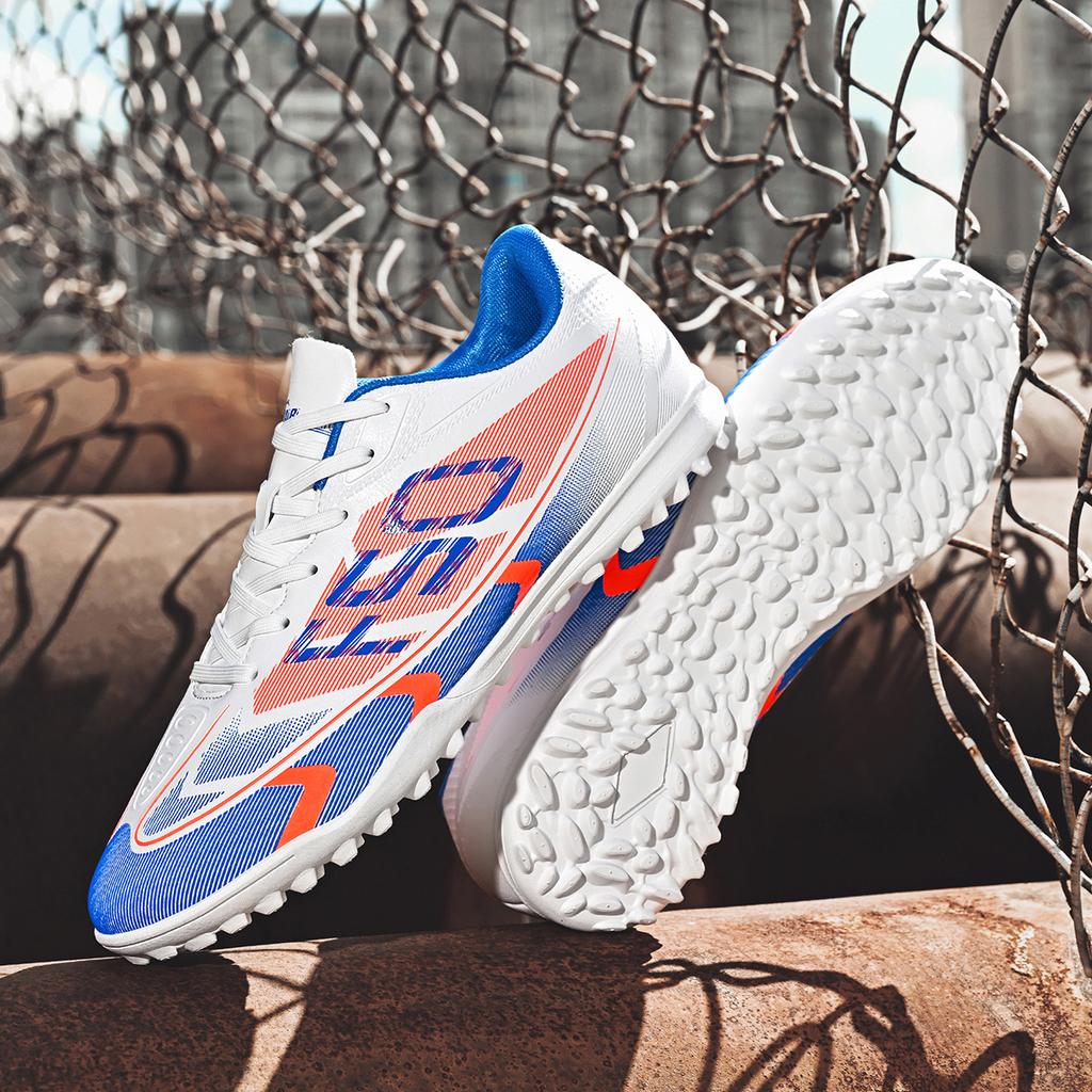 Lightweight Men's Soccer Shoes TF Nail Broken Outdoor Sports Shoes, Wear-resistant and Anti Slip