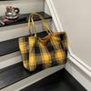 Retro plaid large-capacity bag women's new autumn and winter commuter shoulder double-sided cloth bag