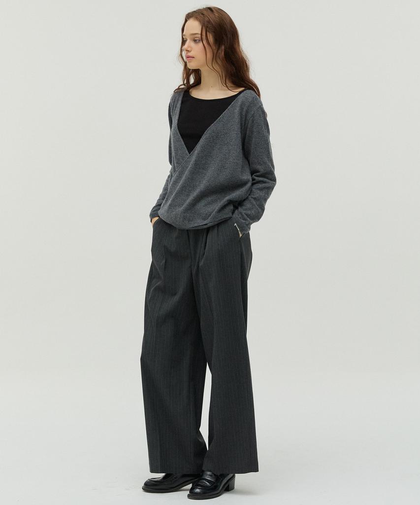 NEW LOOKY Modern Two-Tuck Pants _Charcoal Gray