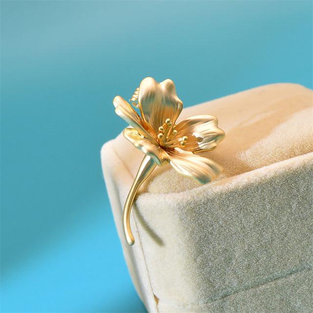 

Эмаль Маленькая Цветочная Брошь Женская Брошь Булавка Милый Воротник Эмблема Корсаж Аксессуары Для Одежды