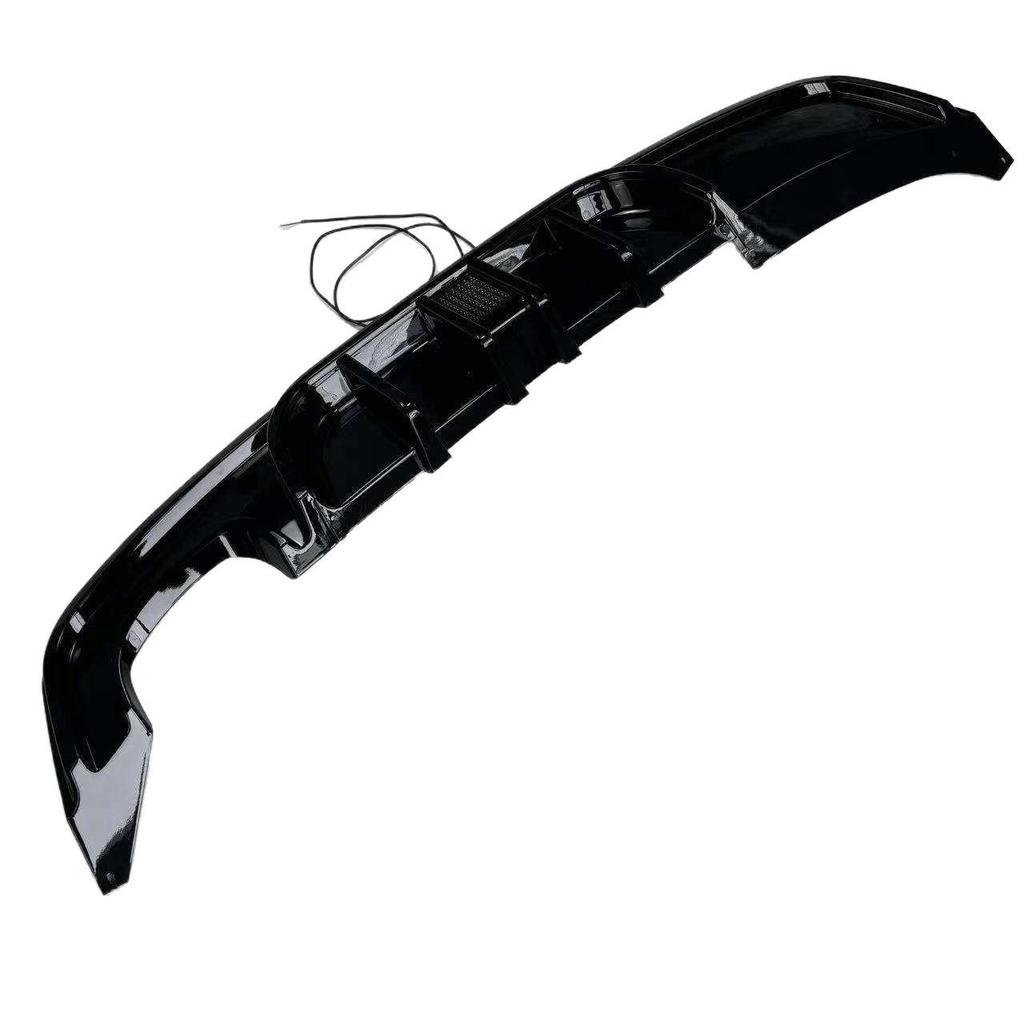 BMW 1 Series E82 Rear Bumper Diffuser for Dual Exhaust, Square Headlight Models