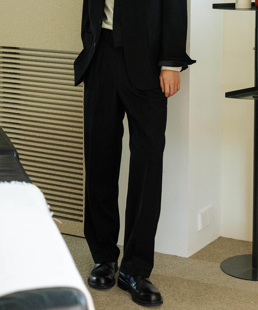 Modipaideu Double-Pleat Set-Up Wool Slacks (Black)