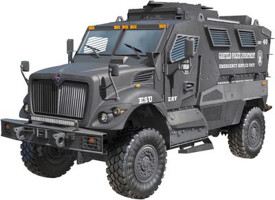 Kinetic 1/35 Scale US Police Armored Transport Vehicle Plastic Model Kit KNE61017, Molded In Color